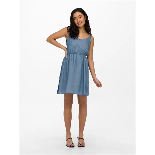 Abito in denim leggero