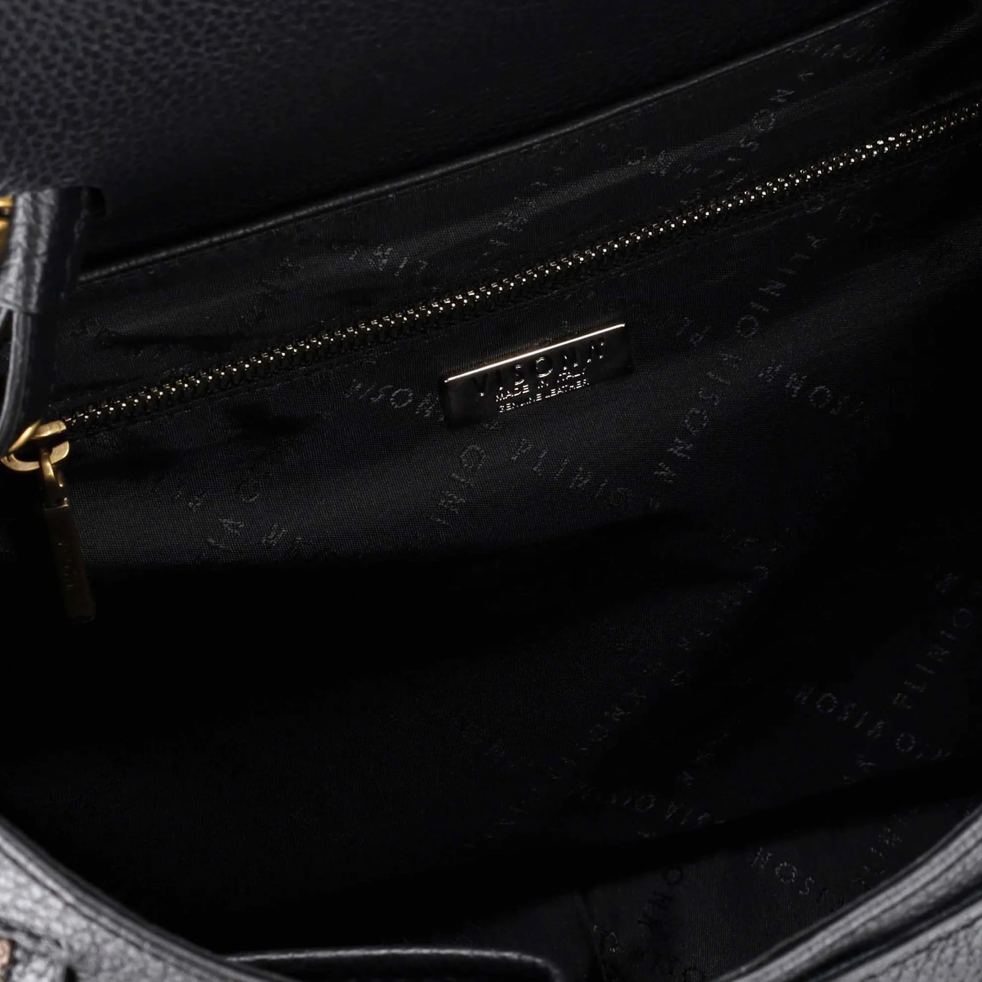 Borsa a mano grande in pelle martellata