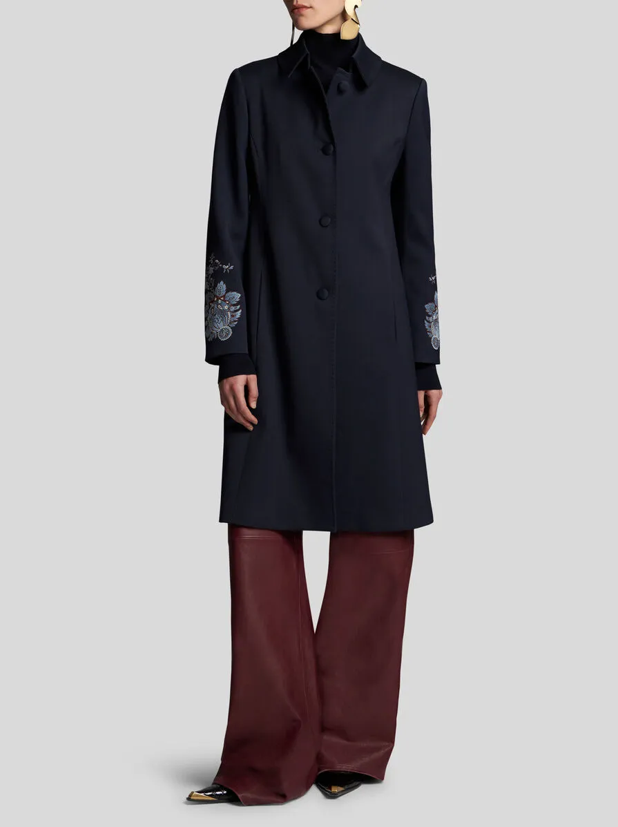 CAPPOTTO IN GABARDINA CON RICAMI