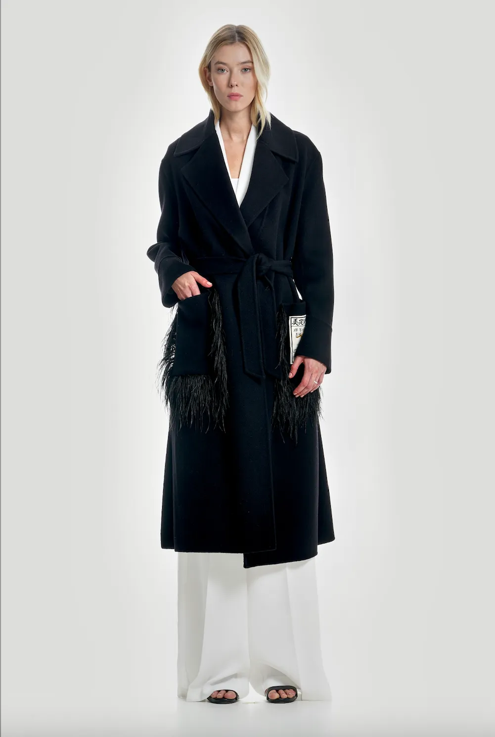 Cappotto lungo in lana double con piume nero
