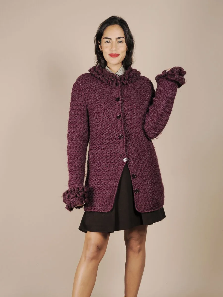 Cardigan in lana color melanzana con rouges