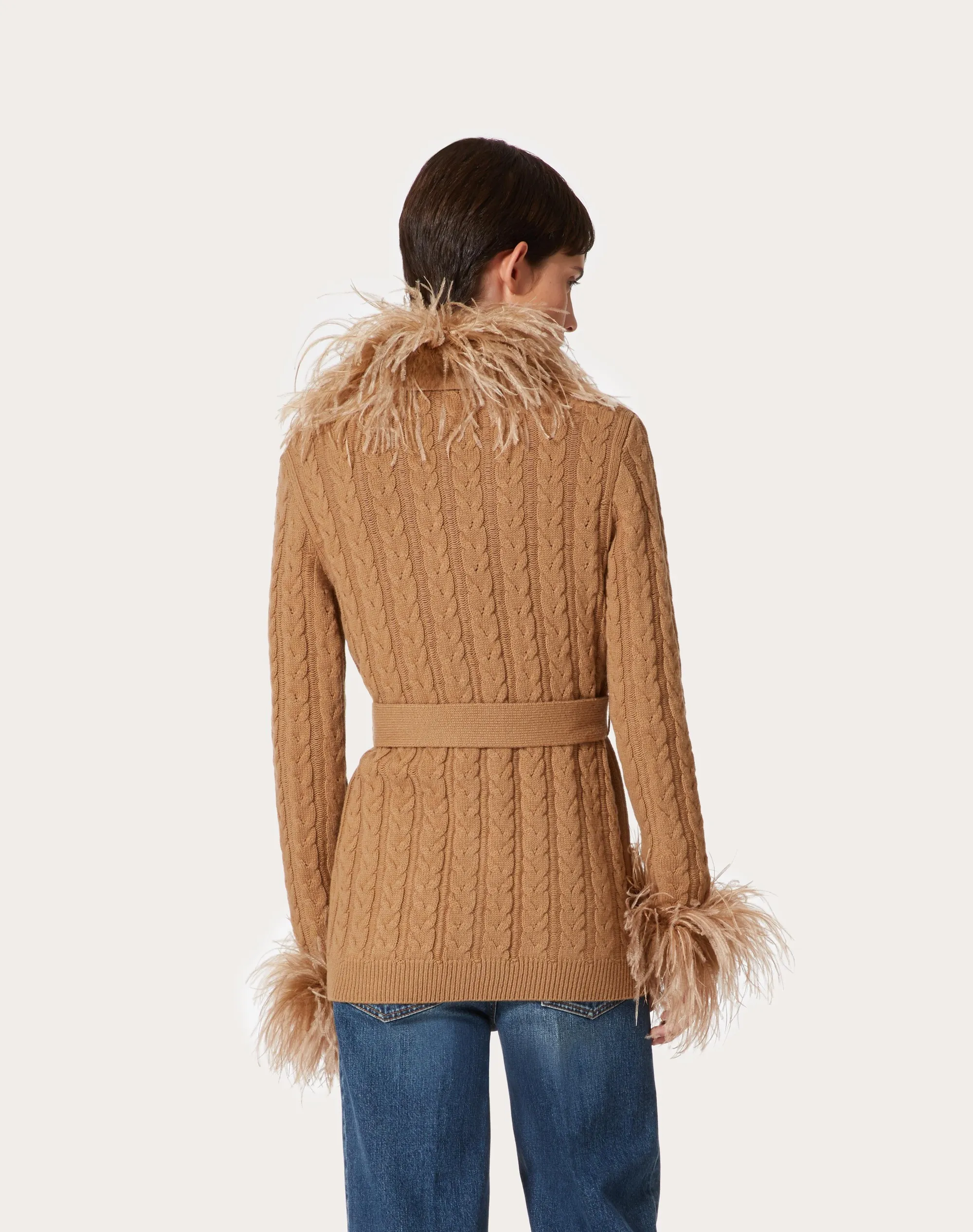 CARDIGAN IN LANA RICAMATO CON PIUME