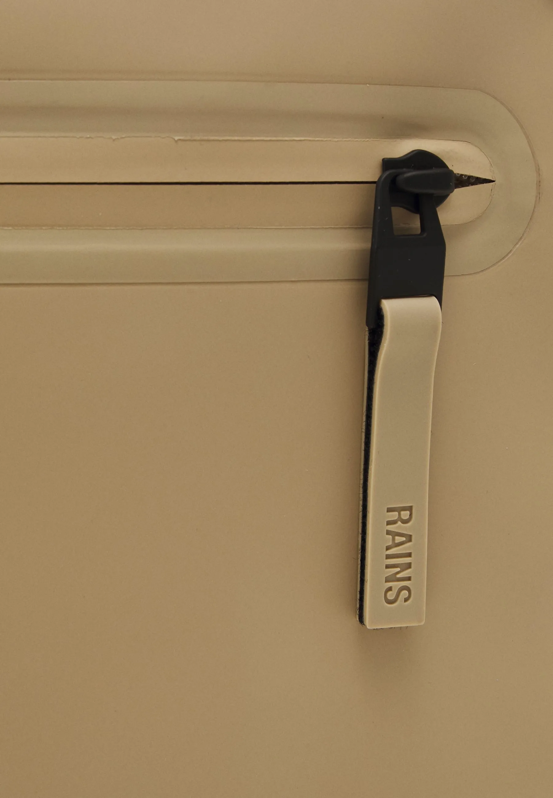 CARGO BOX BAG UNISEX - Borsa a mano