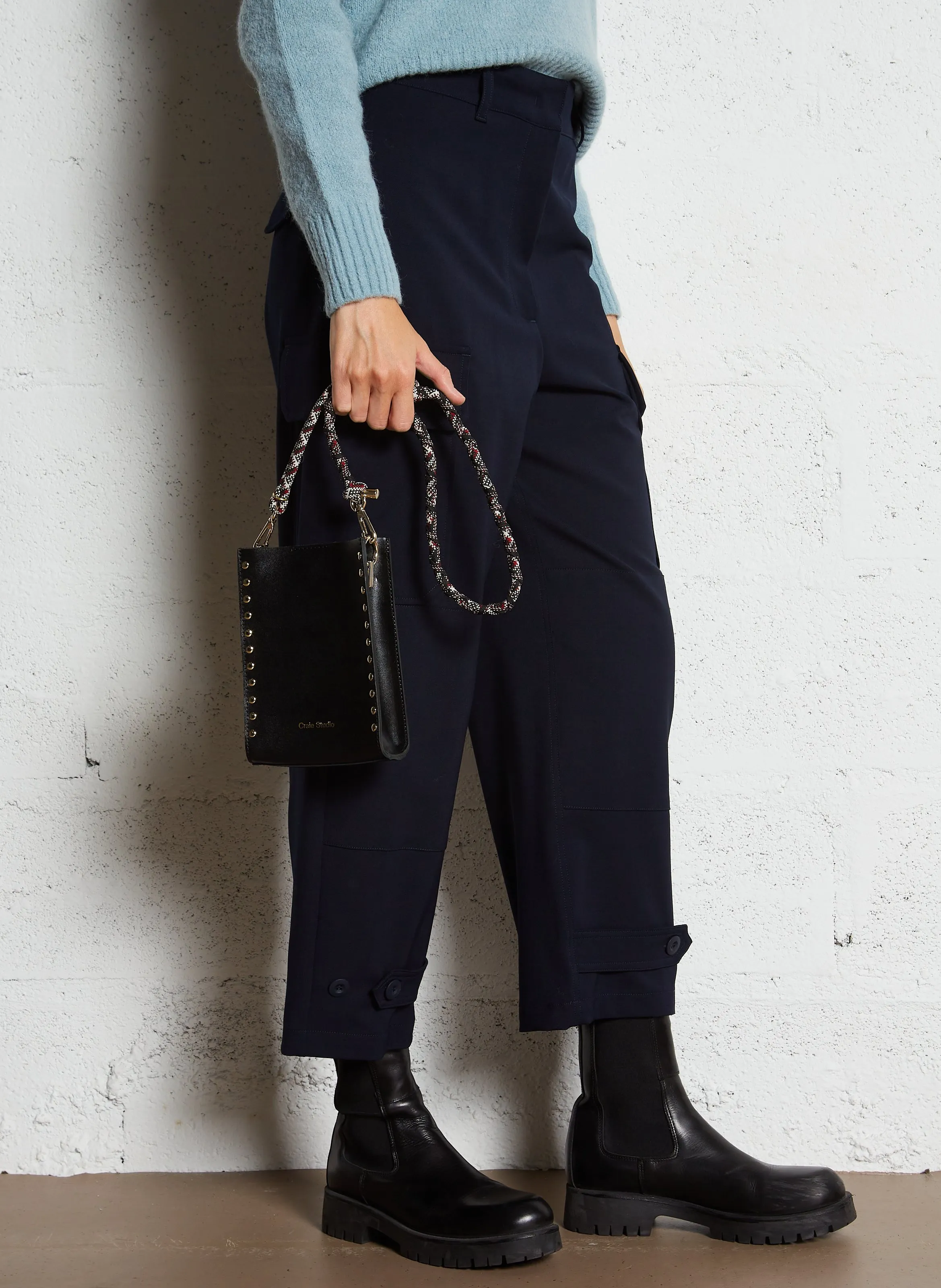  CRAIE   ESSENCE - Borsa a tracolla in pelle liscia | Nero