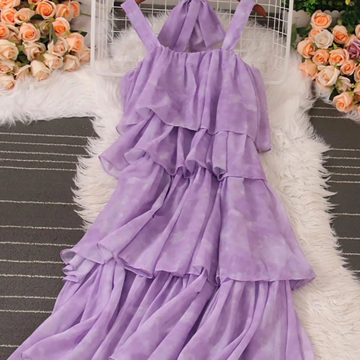 Donne estive Halter Ruffle Vestito con cinturino per spaghetti Vacanza al mare Lunghezza al ginocchio Abito femminile a strati U