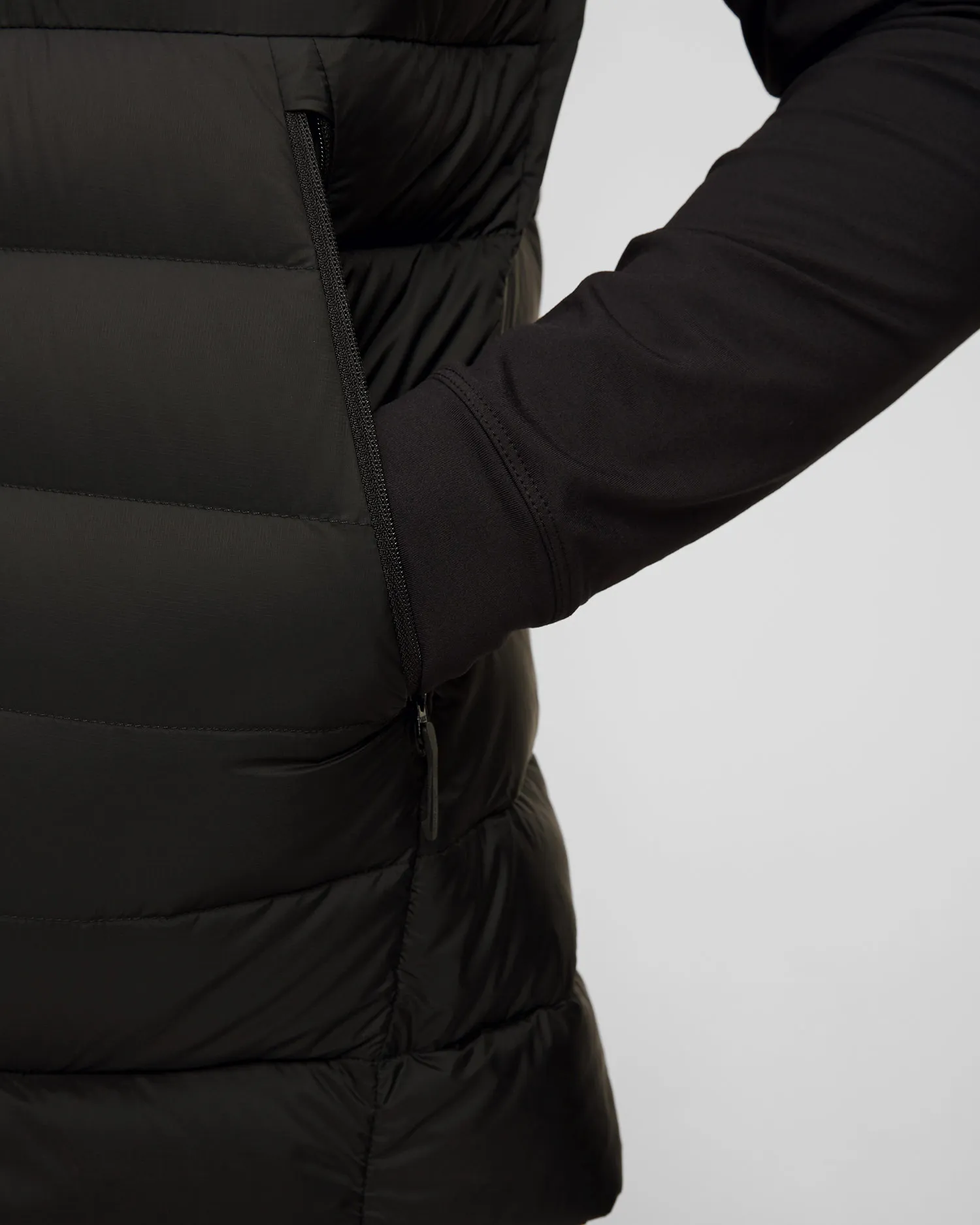 Gilet imbottito nero da uomo Arcteryx Cerium x000007455-2291