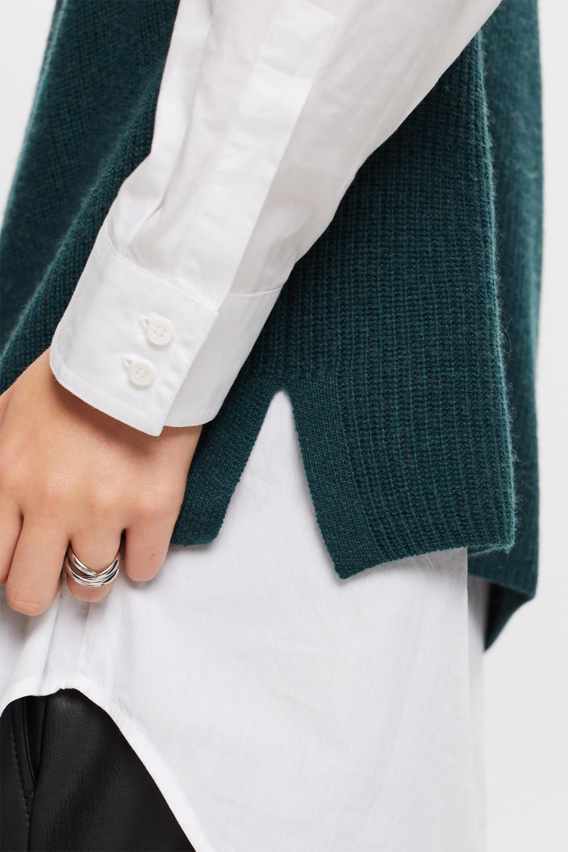 Gilet in maglia a coste in misto lana