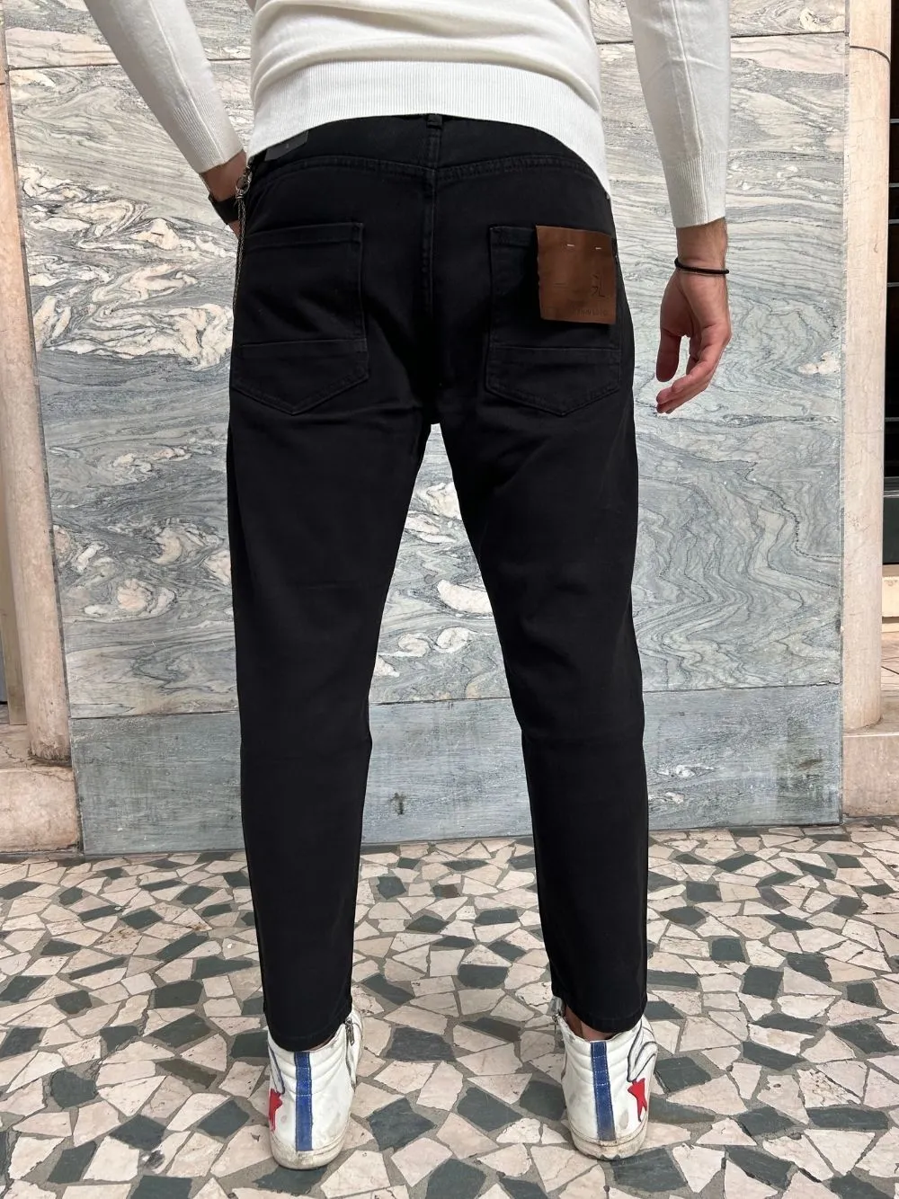 Jeans carrot cooper taglio ginocchio