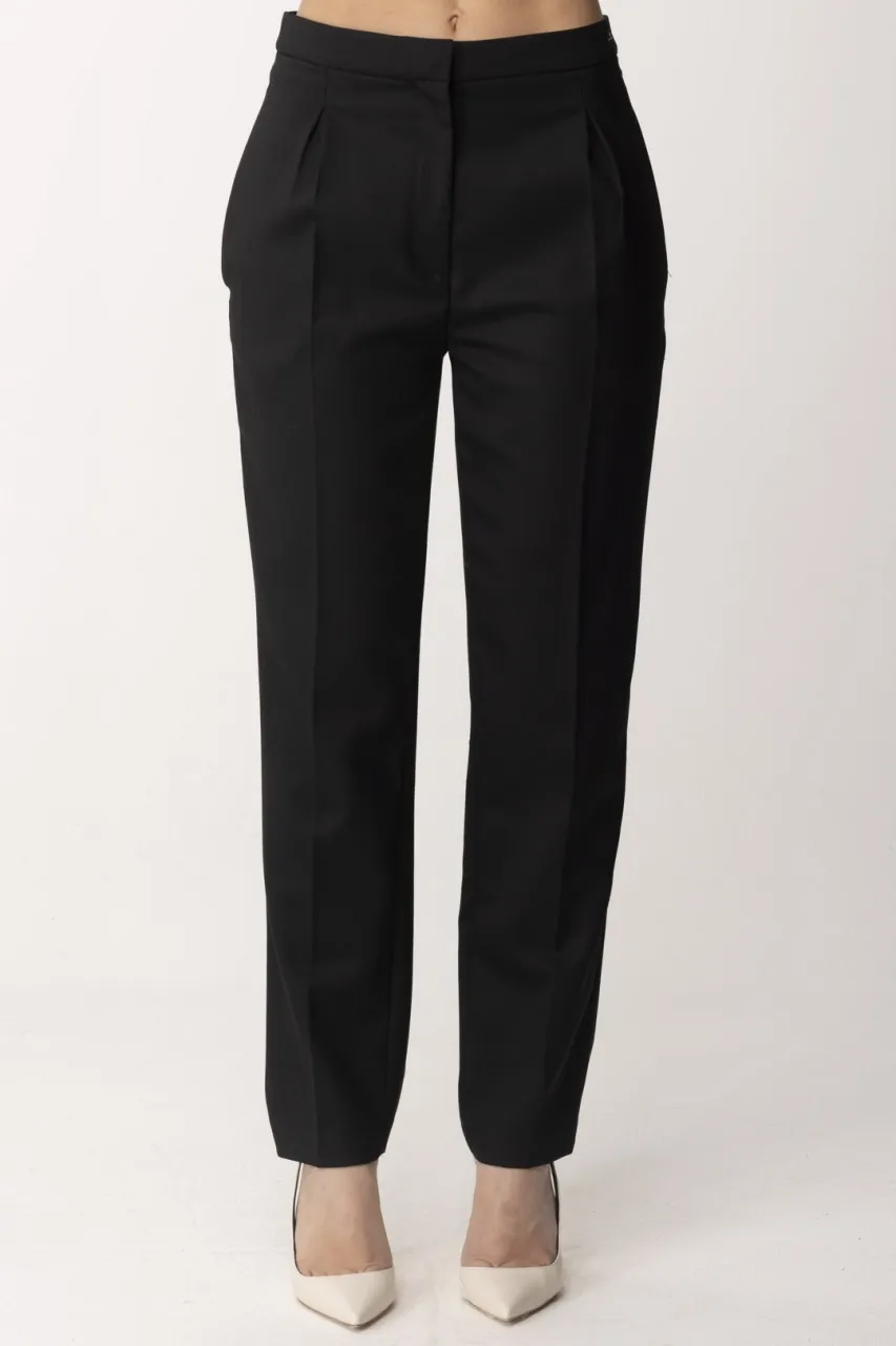 Pantaloni in fresco lana con pinces Nero