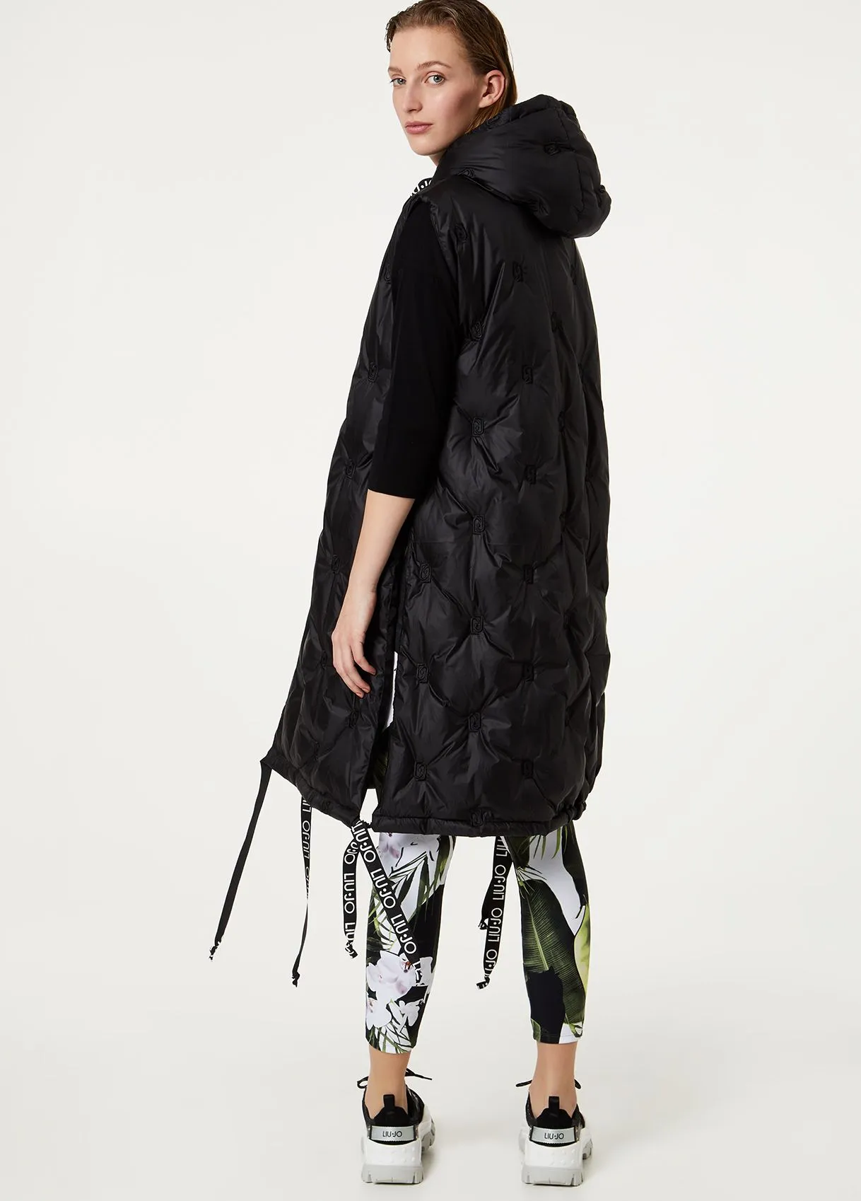 Poncho con cappuccio