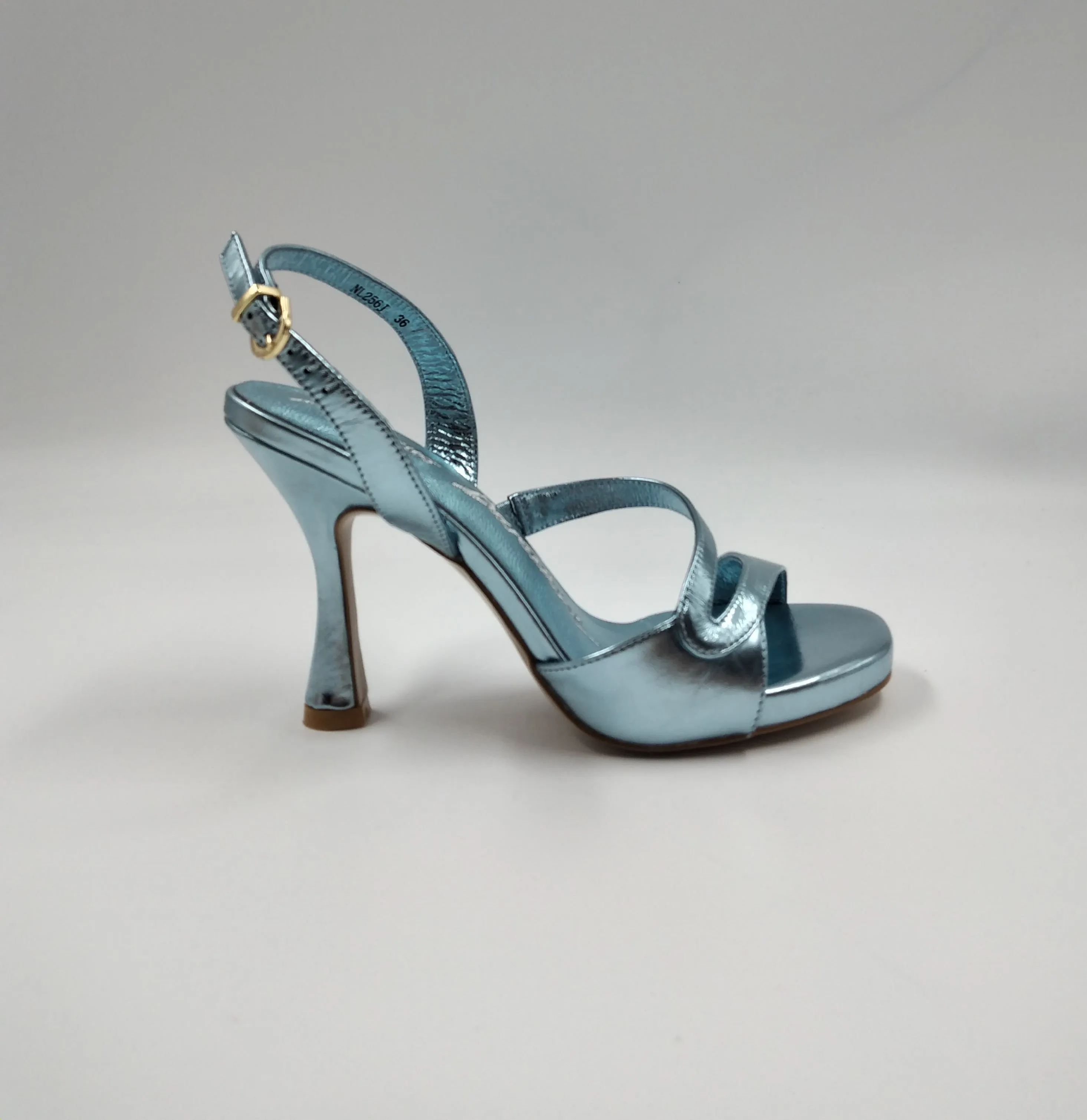 SANDALI PELLE METALLIZATA CELESTE