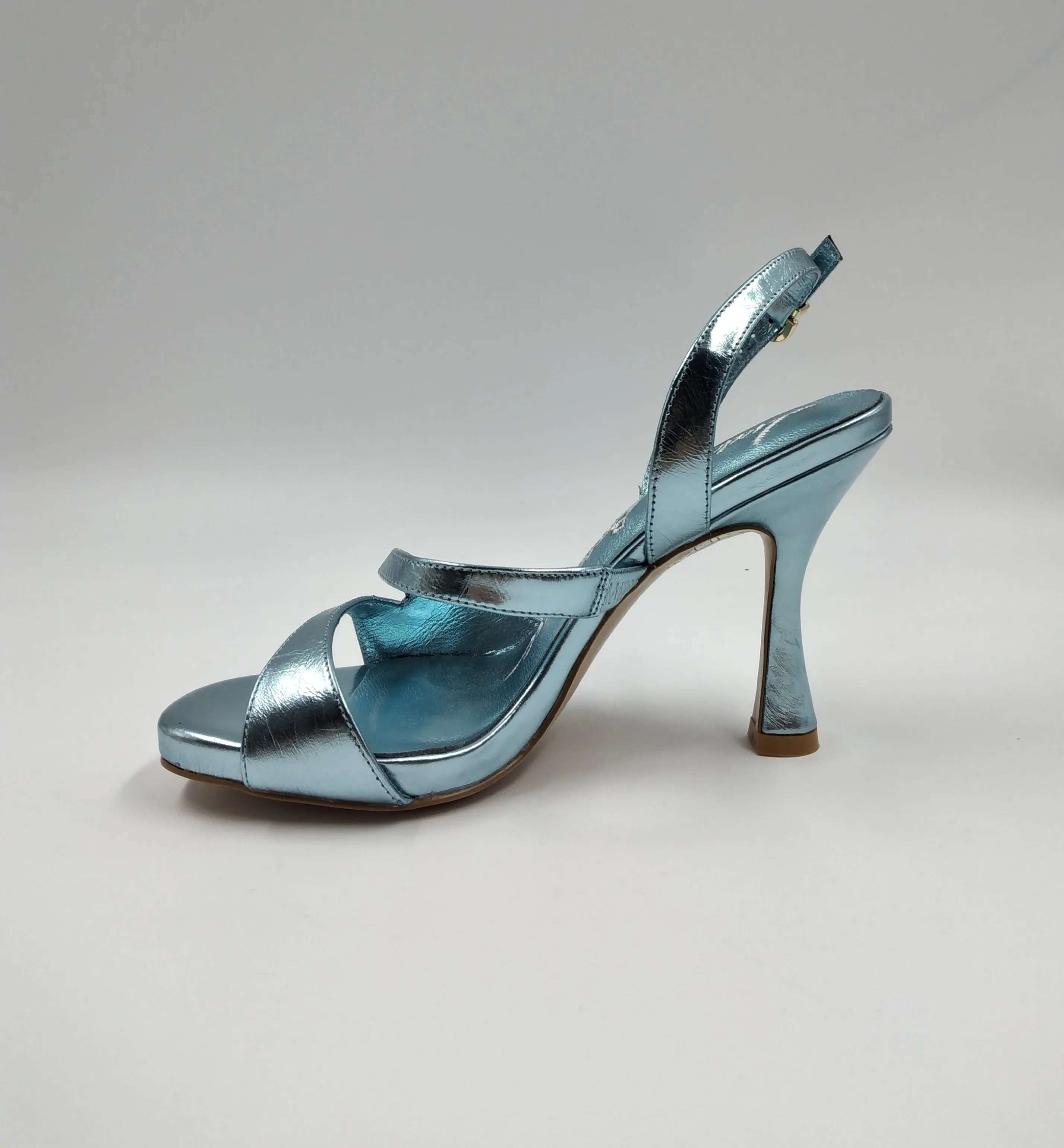 SANDALI PELLE METALLIZATA CELESTE