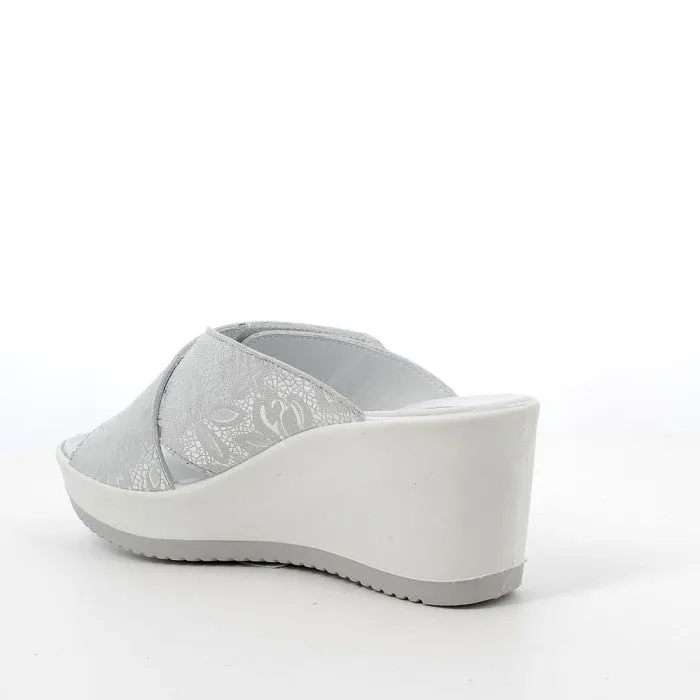 SANDALI SCARLET PERLA