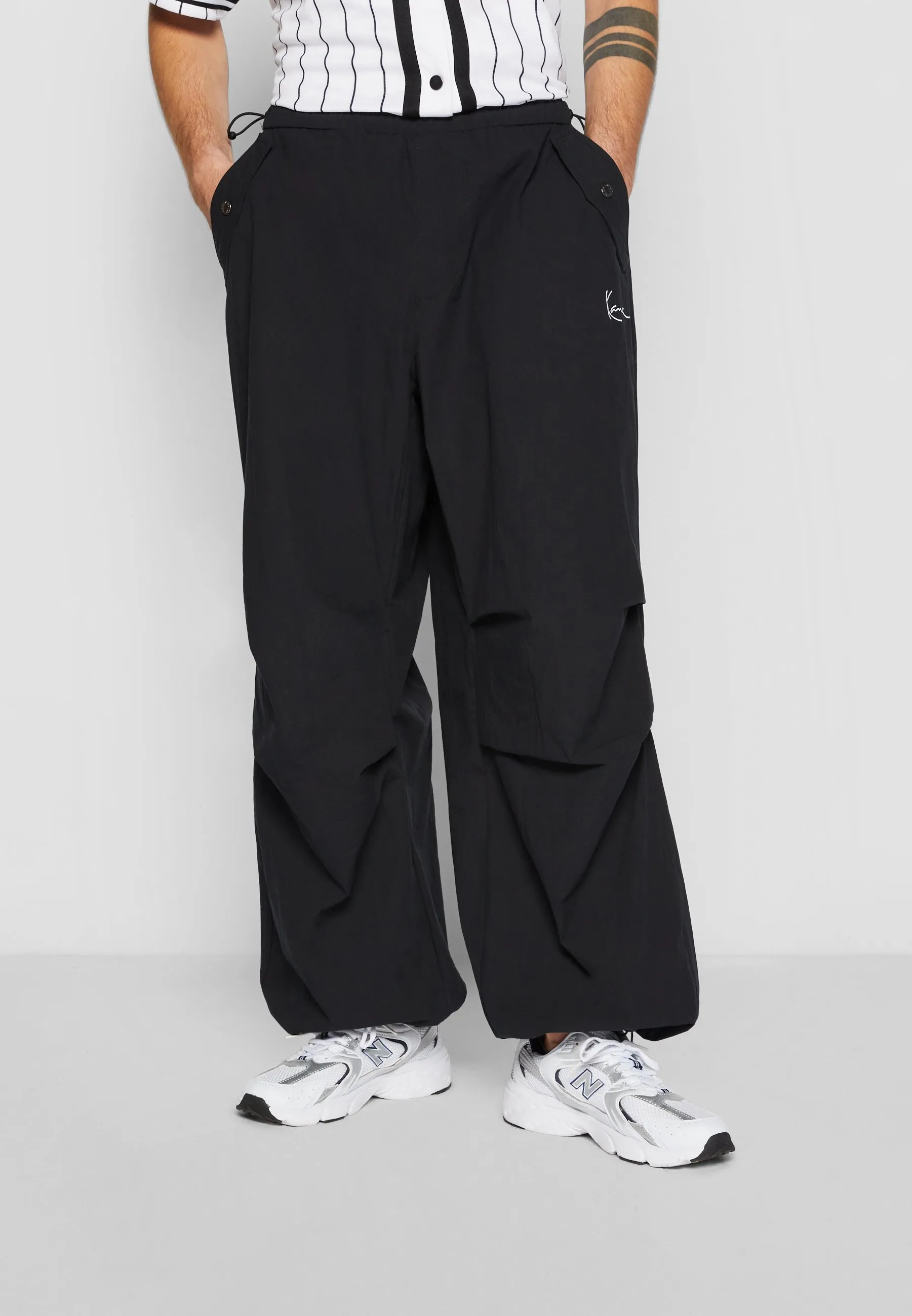 SMALL SIGNATURE PARACHUTE - Pantaloni